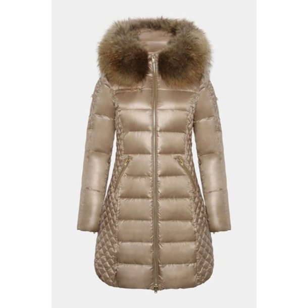 Ciara - Rock-And-Blue - Nougat - Raccoon Fur - Vaskebj�rn
