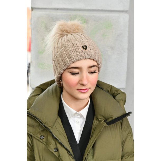 Pom Pom Beanie - Taupe - Artic - Raccoon